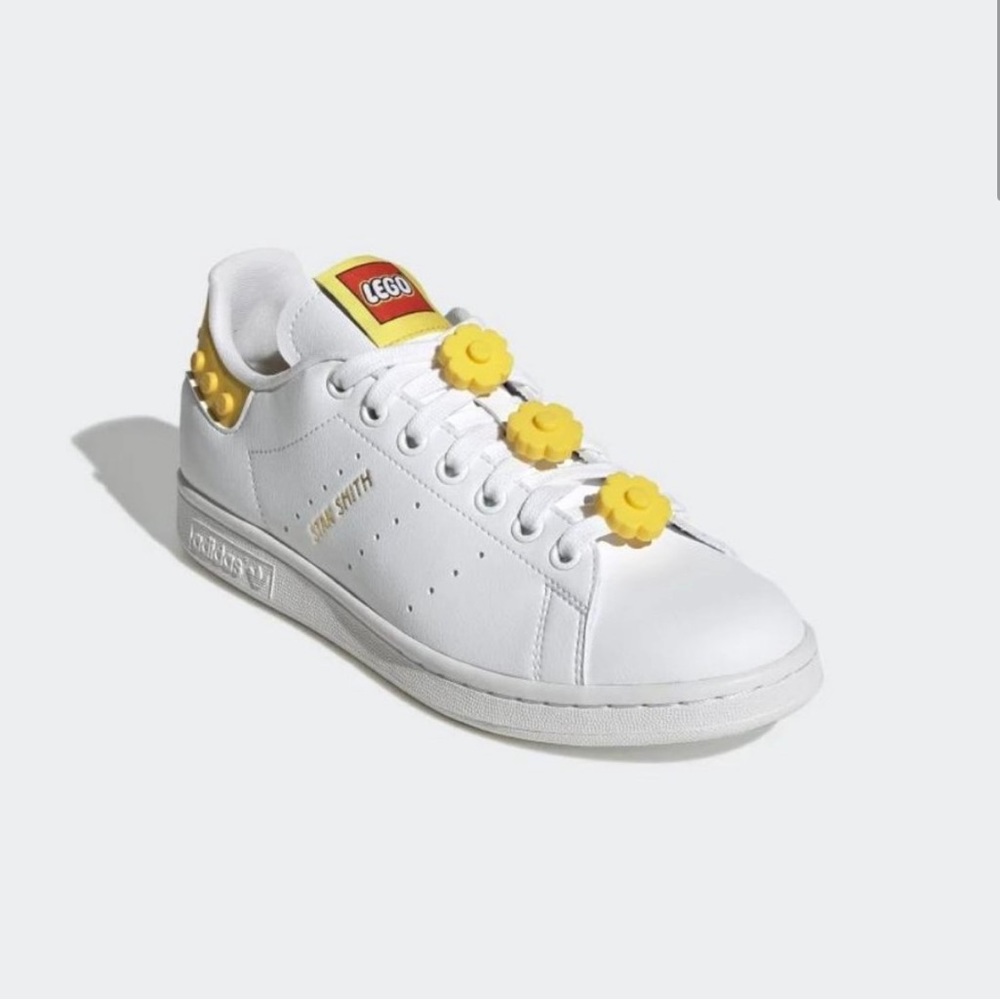 Adidas LEGO Stan Smith Women’s Athletic Sneaker GX7203 NWT